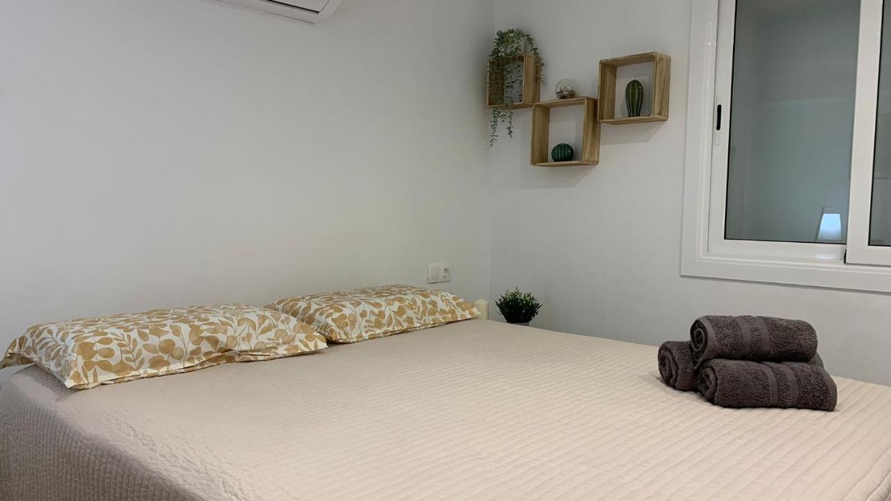 Rodhes Playa B-1 Apartment Roses Ngoại thất bức ảnh
