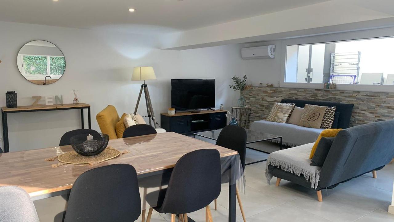 Rodhes Playa B-1 Apartment Roses Ngoại thất bức ảnh