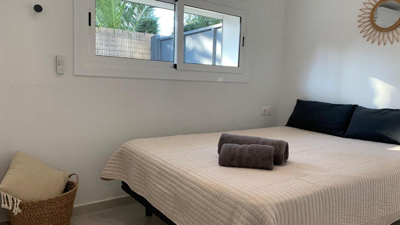 Rodhes Playa B-1 Apartment Roses Ngoại thất bức ảnh