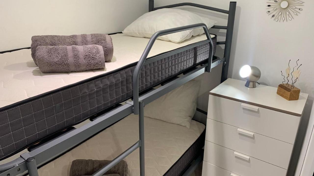 Rodhes Playa B-1 Apartment Roses Ngoại thất bức ảnh