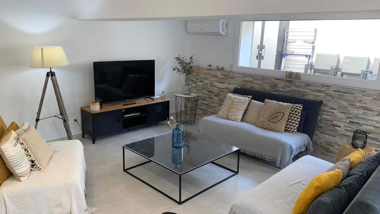 Rodhes Playa B-1 Apartment Roses Ngoại thất bức ảnh