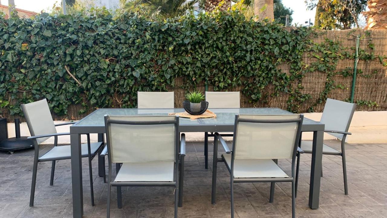Rodhes Playa B-1 Apartment Roses Ngoại thất bức ảnh