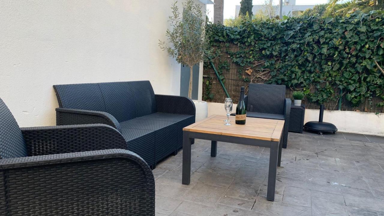 Rodhes Playa B-1 Apartment Roses Ngoại thất bức ảnh