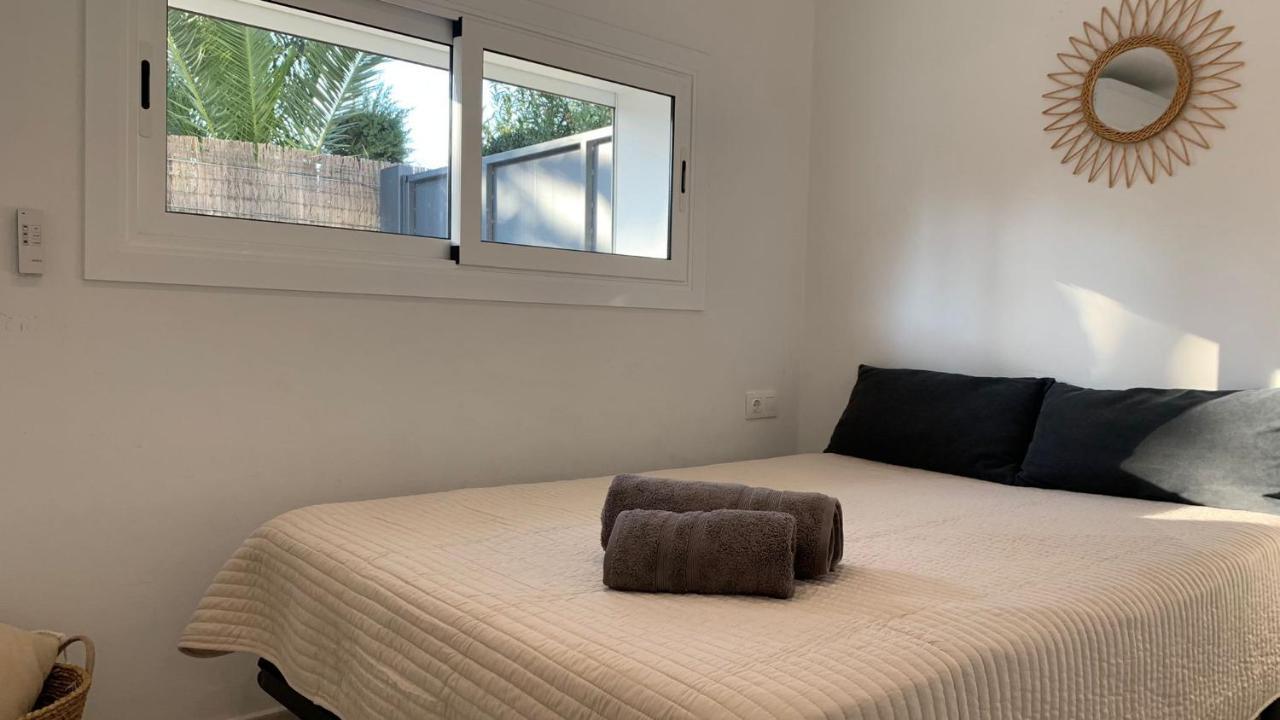 Rodhes Playa B-1 Apartment Roses Ngoại thất bức ảnh