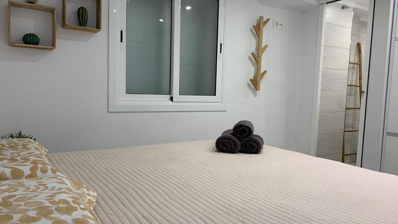 Rodhes Playa B-1 Apartment Roses Ngoại thất bức ảnh
