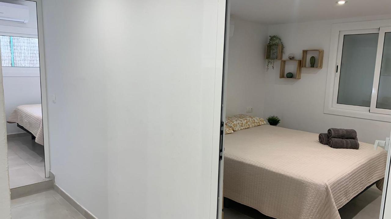Rodhes Playa B-1 Apartment Roses Ngoại thất bức ảnh