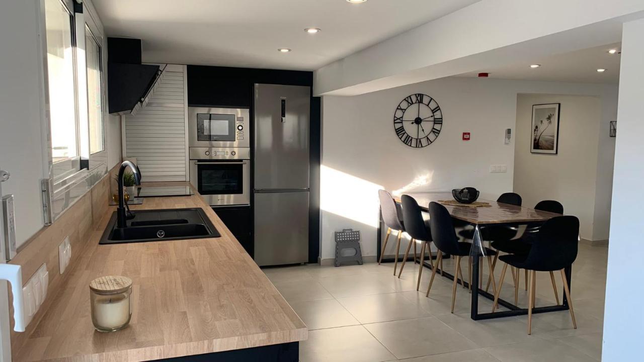Rodhes Playa B-1 Apartment Roses Ngoại thất bức ảnh
